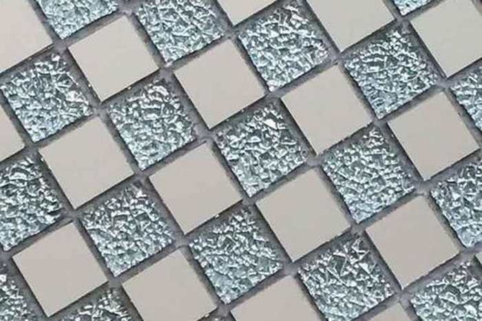 瓷砖铺贴背胶能刷两次吗?有什么需要注重呢?