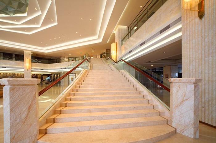 ����ʯ����ͨ������б�������?