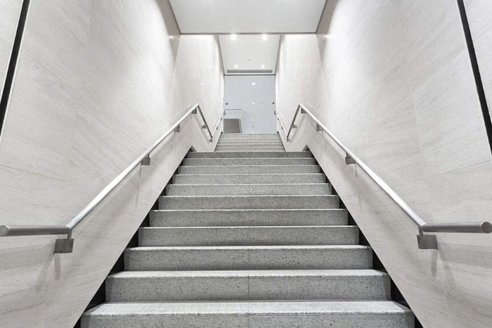 Ϊ��ѡ����Ȼ����ʯ¥��̤����?