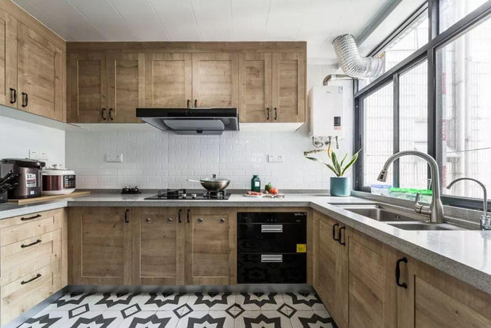 石材装修后期怎样牢靠柜门