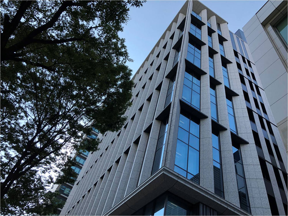 ������ĳ���д�¥