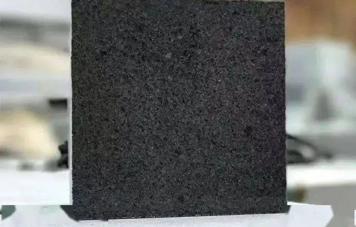 怎样提高芝麻黑石材的光泽度呢?